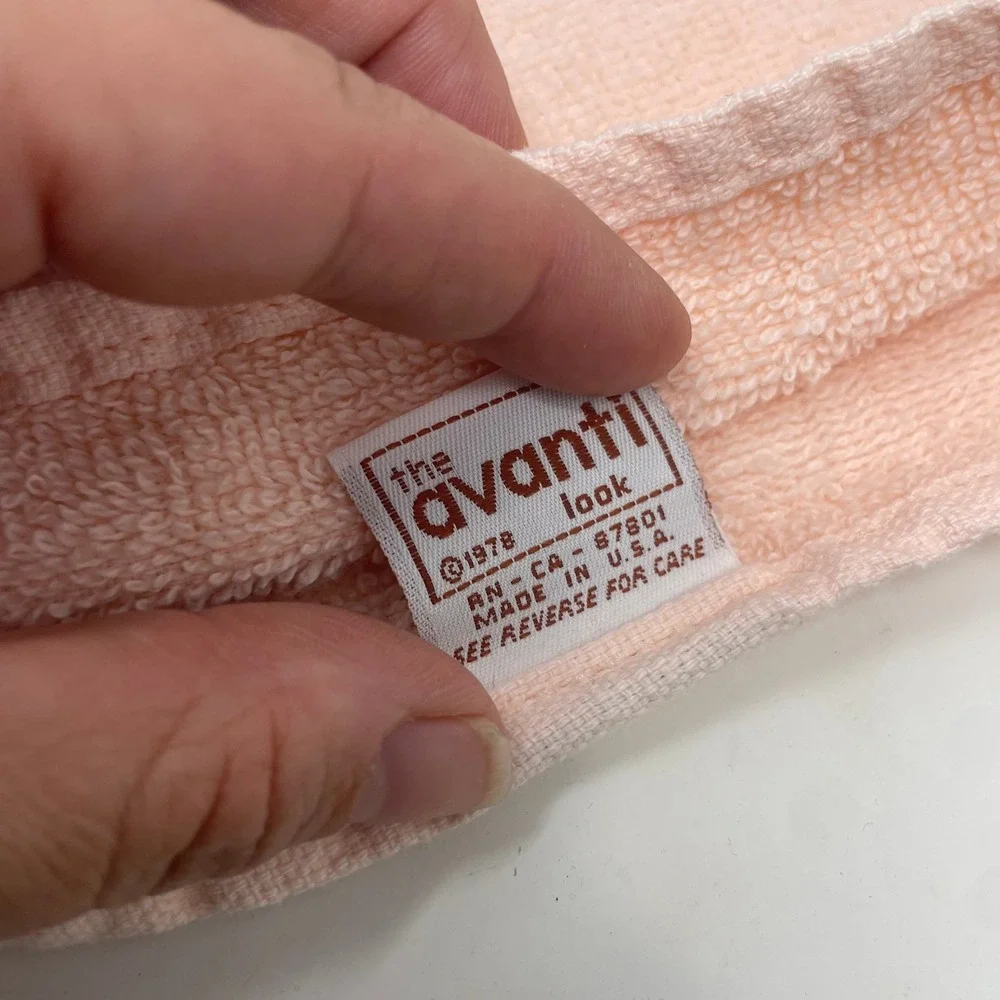 Avanti vintage piece